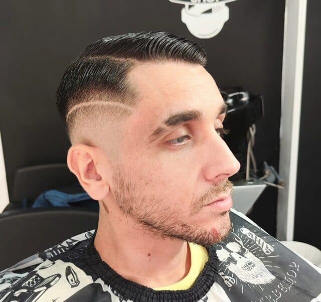 Corte de pelo con degradado y perfilado