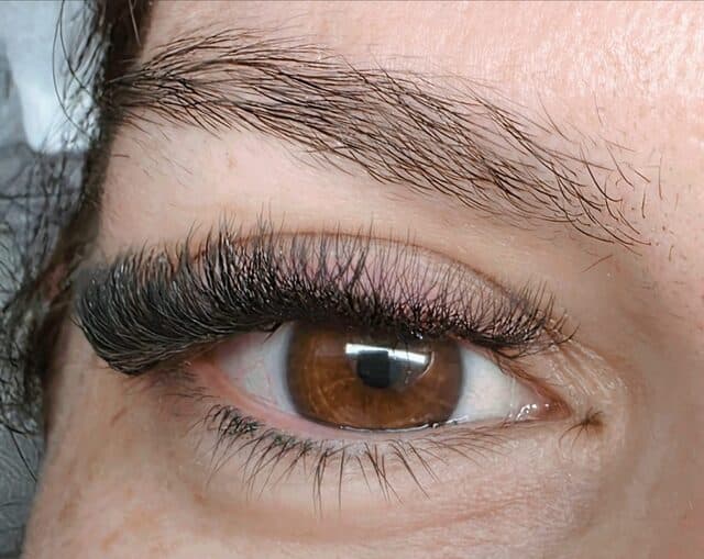 Lifting y extensiones de pestañas
